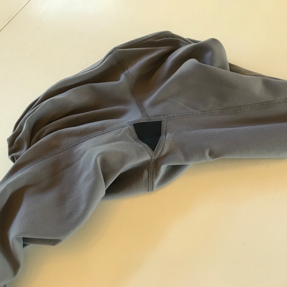 ALO HIGH-WAIST AIRBRUSH LEGGING - Picture 9 of 9